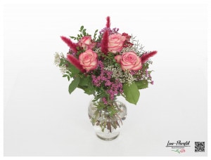 Bouquet with pampas grass, roses, wax flowers and gypsophila