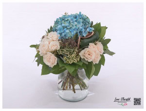 bouquet with hydrangea and roses,