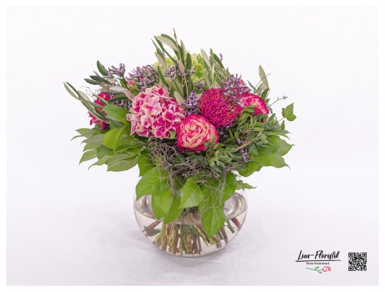 Bouquet with red hydrangeas, protea, roses, ornamental kale, olive, ivy and statize