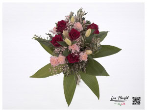 Lilies, carnations, Ecuador rose explorer, olive branches and gypsophila