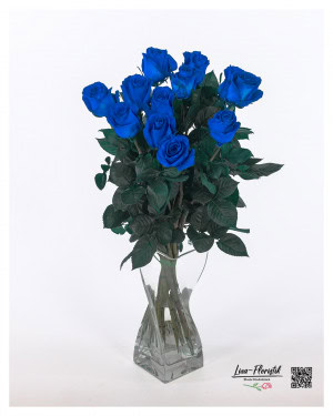 Bouquet with 11 blue roses - fascinating color accents thanks to special ink dyeing technique