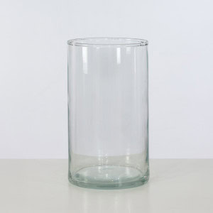 Timeless glass vase in cylinder shape, 1.6l - perfect as a complement to the bouquet