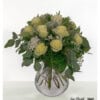 Bouquet with cream-colored roses of the Mondial variety, combined with fresh eucalyptus and fine gypsophila, elegantly tied and arranged to a high quality.