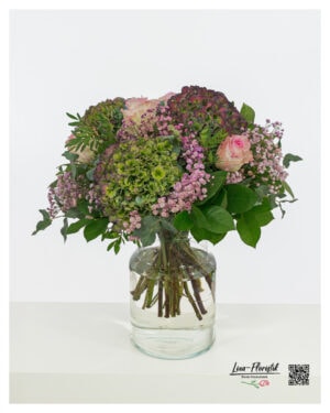 Romantic floristry with hydrangeas, roses and eucalyptus