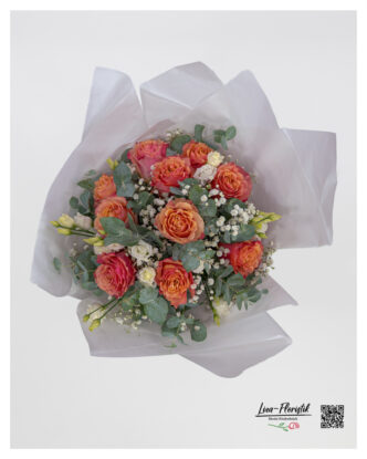 Warm colors combine to form a calm, naturally grown whole