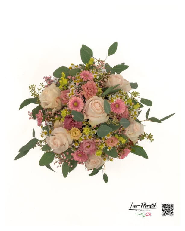 Gently coordinated colors flow into one another and form a harmonious play of calm, warmth and lightness.